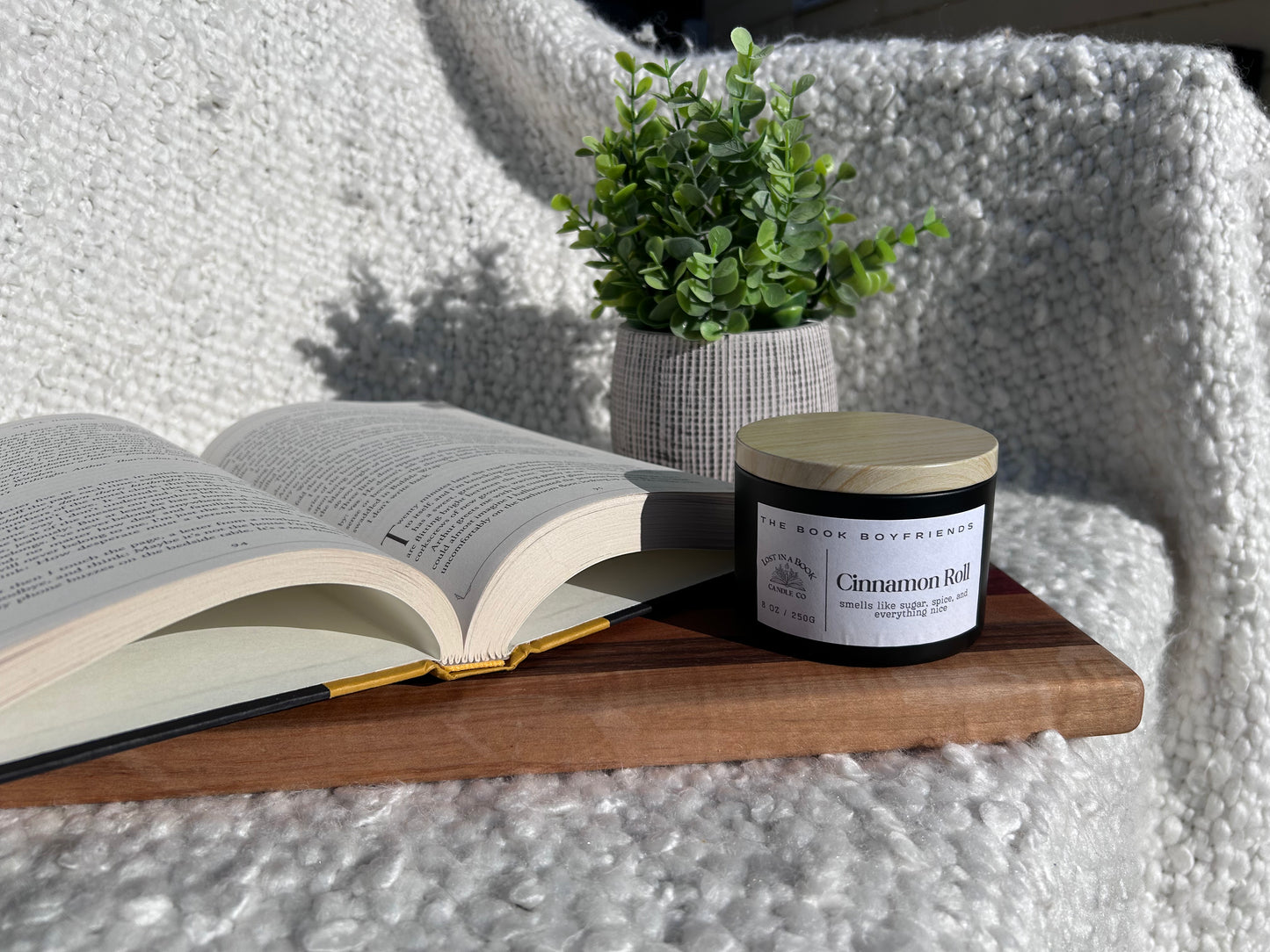 The Book Boyfriends: Cinnamon Roll